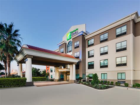 holiday inn express santa clarita|holiday inn express san antonio near seaworld.